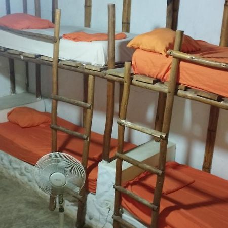 Saigon Backpackers Hostel Манкора Экстерьер фото