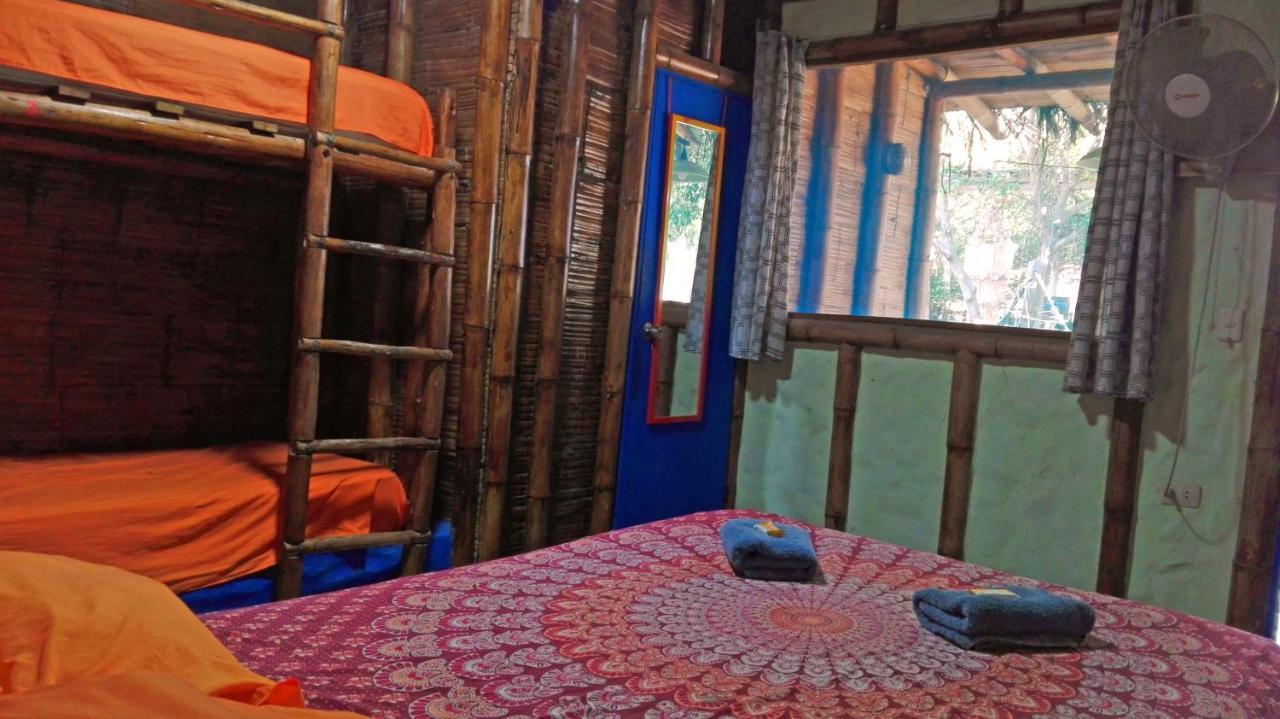 Saigon Backpackers Hostel Манкора Экстерьер фото